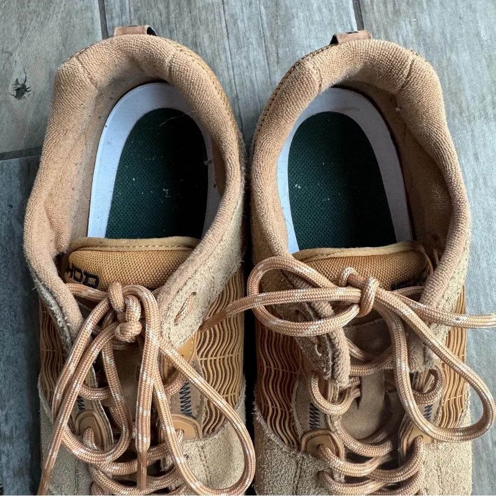 Nike Mens ISHOD Wair Wheat Skate Shoe 10.5